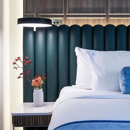 Powerhouse Hotel Tamworth By Rydges Exterior foto A bedroom at the hotel