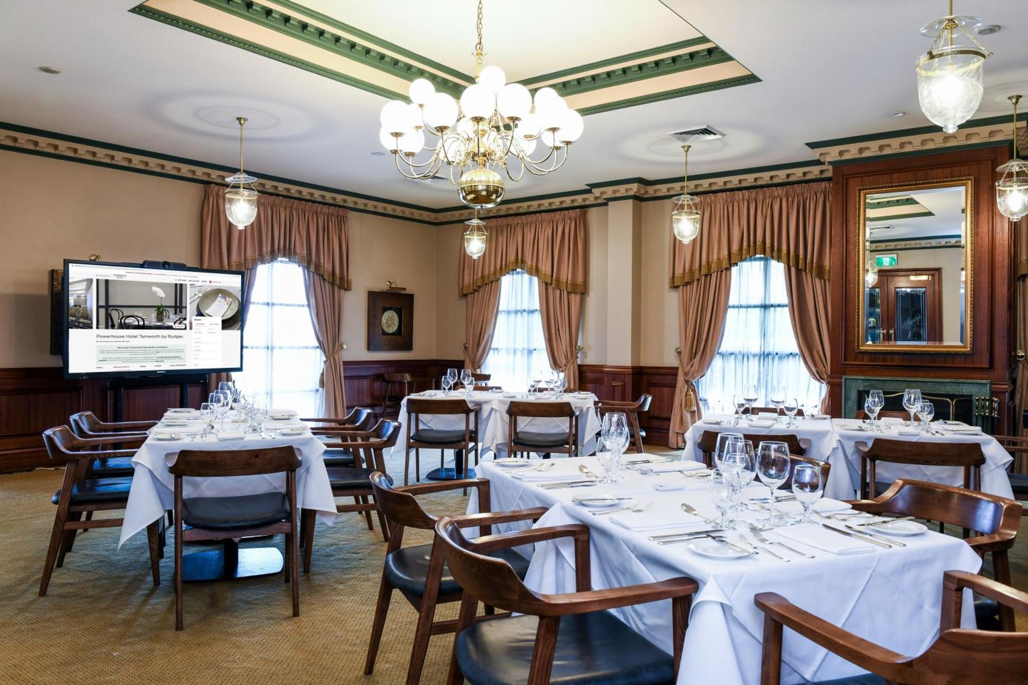 Powerhouse Hotel Tamworth By Rydges Exterior foto The dining room