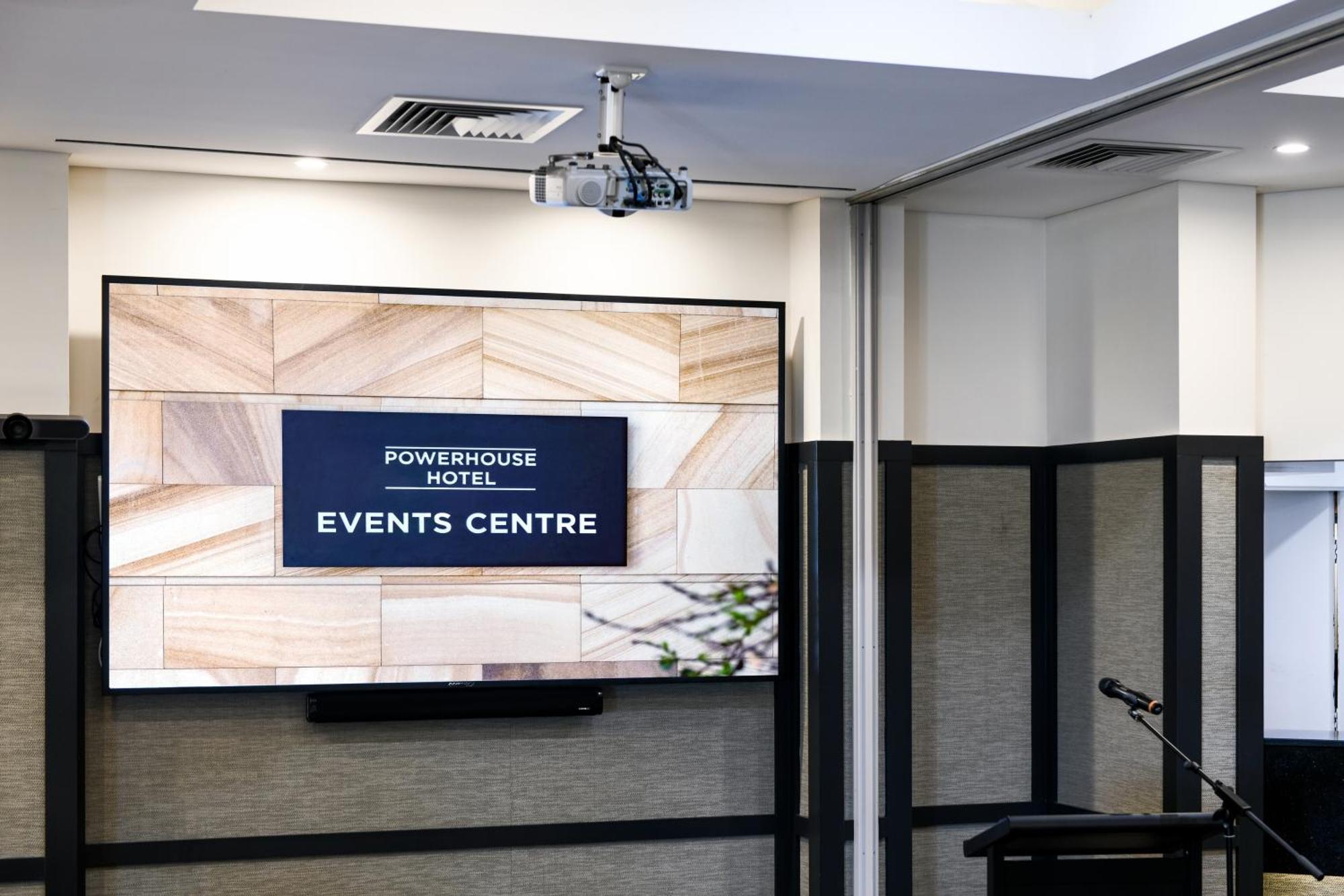 Powerhouse Hotel Tamworth By Rydges Exterior foto NEC Ultra Narrow Edge Display