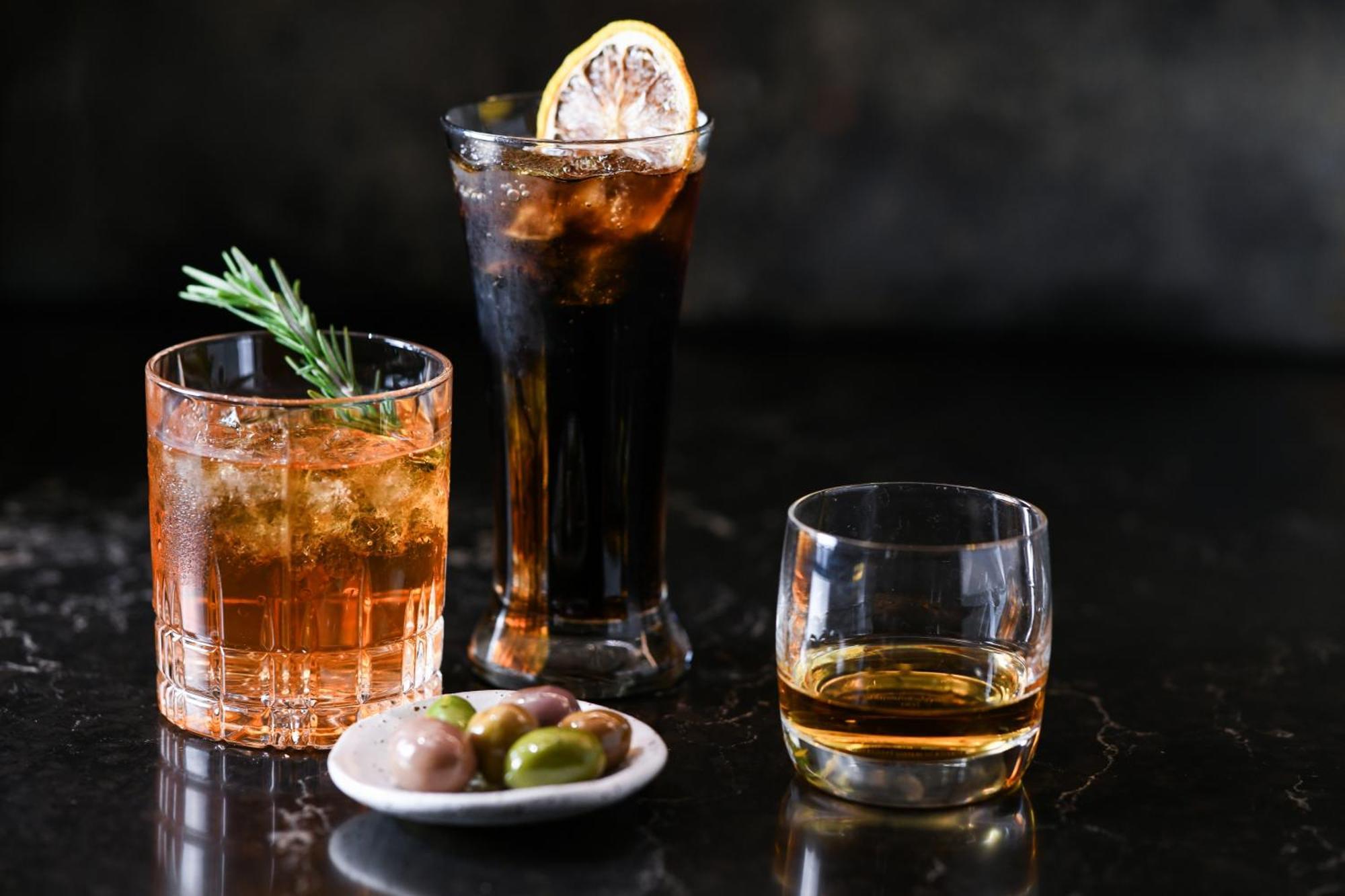 Powerhouse Hotel Tamworth By Rydges Exterior foto Vermouth, Old Fashioned and Negroni